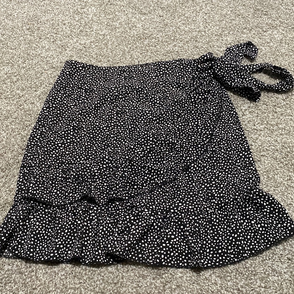 Black with white dots skirt